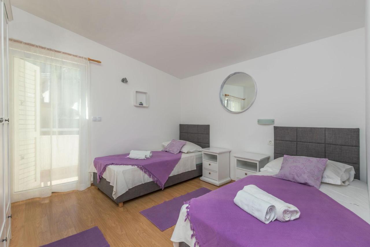 Apartment Goge Omis Exterior photo