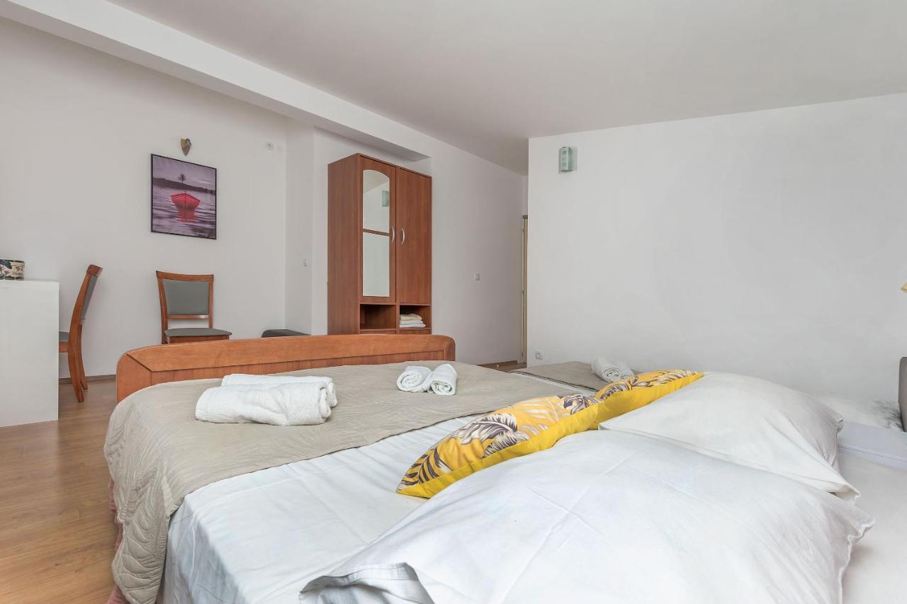 Apartment Goge Omis Exterior photo