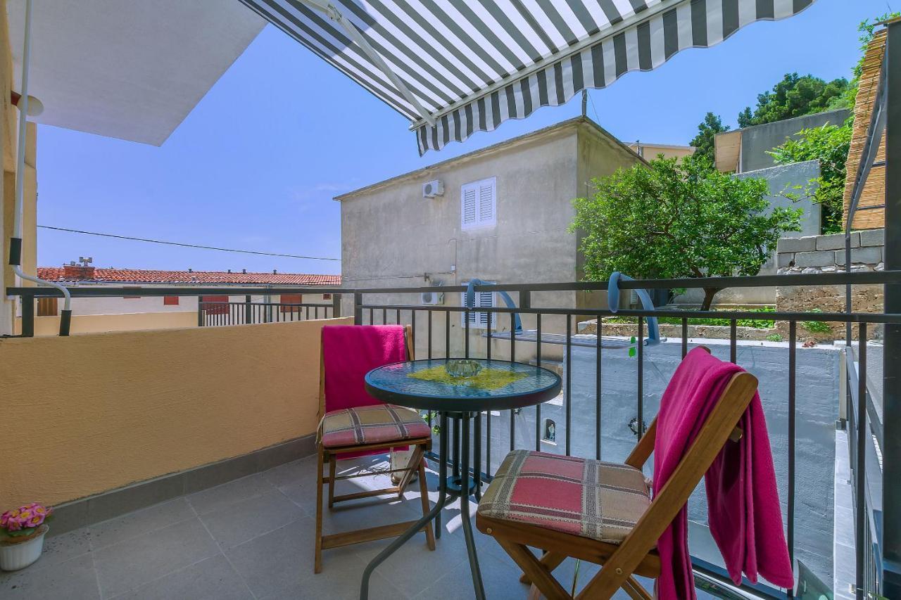 Apartment Goge Omis Exterior photo